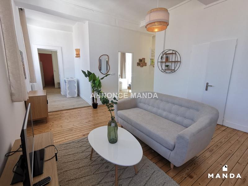 Chambre - 10 m² - 4 pièces