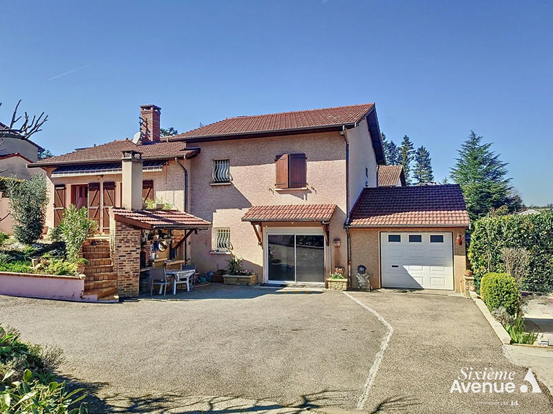 Maison - 157 m² - 7 pièces