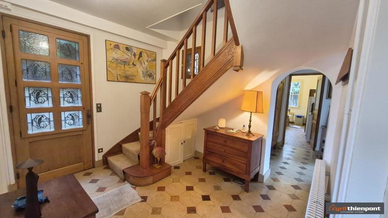 Maison - 170 m² - 6 pièces
