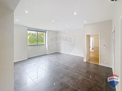 Appartement - 148 m² - 6 pièces