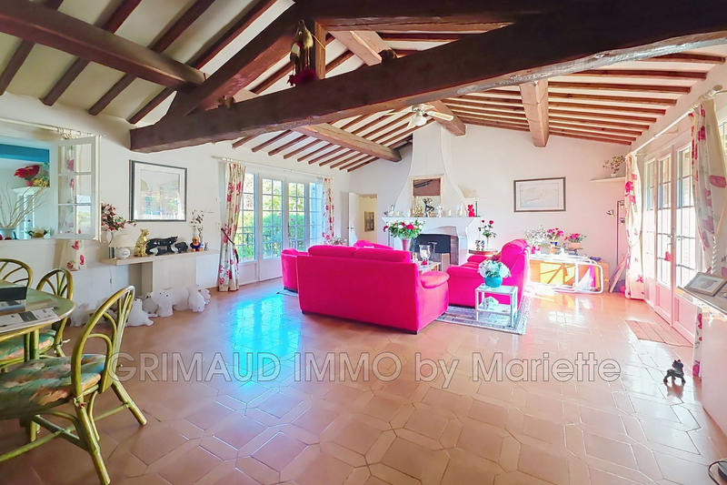 Maison - 170 m² - 6 pièces
