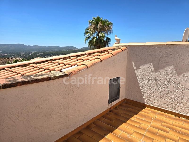 Maison - 180 m² - 5 pièces