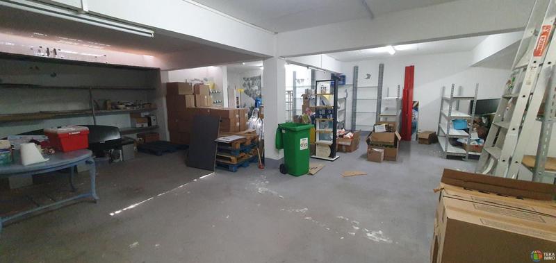 Local commercial - 390 m² - 2 pièces