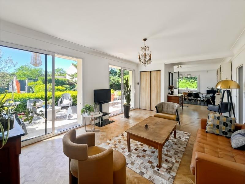 Maison - 160 m² - 7 pièces