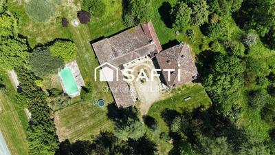 Château - 820 m² - 24 pièces