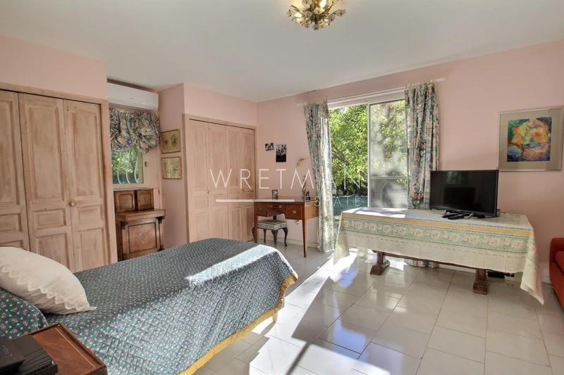 Villa - 188 m² - 8 pièces