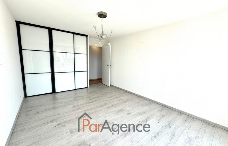 Appartement - 91 m² - 3 pièces