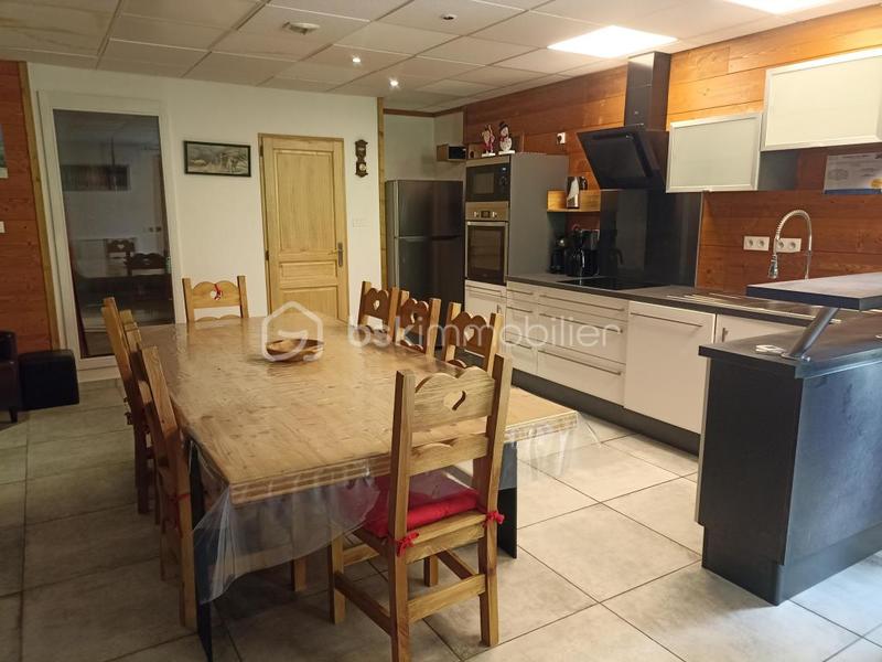 Appartement - 87 m² - 5 pièces