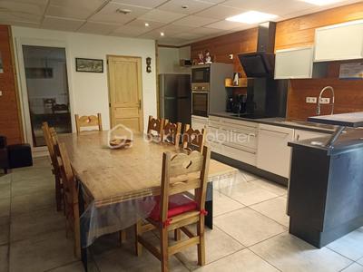 Appartement - 87 m² - 5 pièces