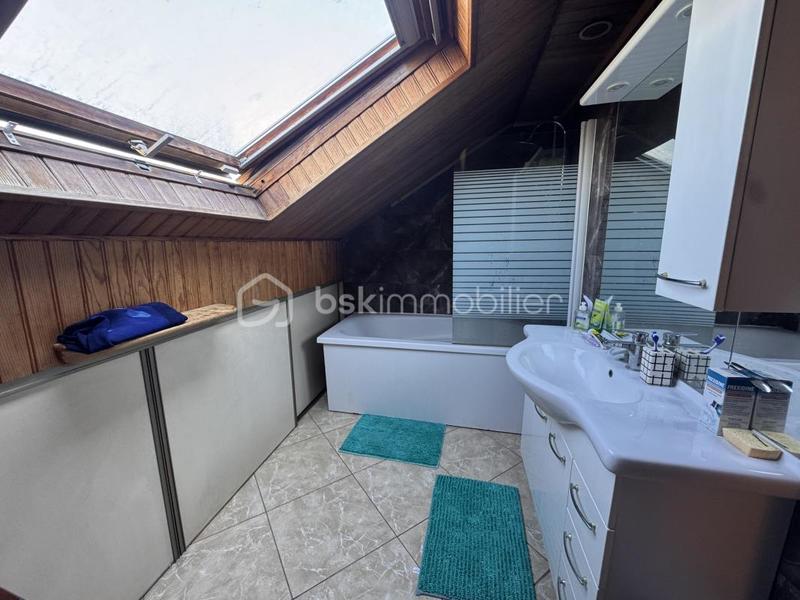 Maison traditionnelle - 127 m² - 5 pièces