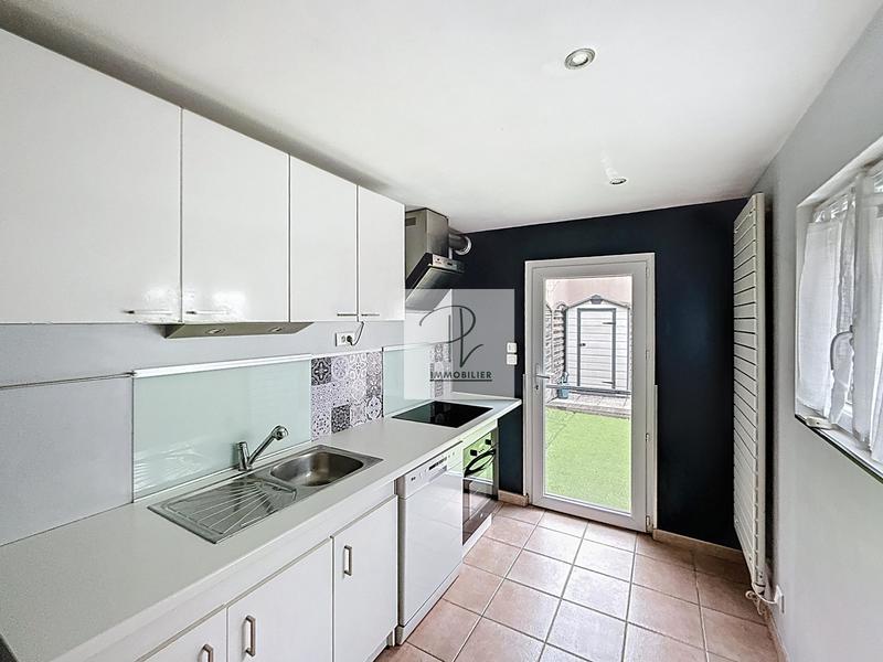 Maison jumelée - 74 m² - 3 pièces