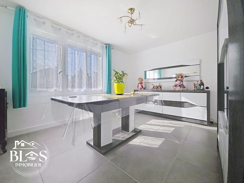 Maison - 80 m² - 3 pièces