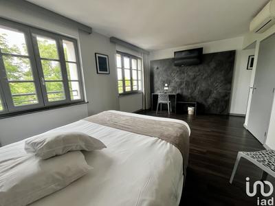 Local commercial - 1 500 m²