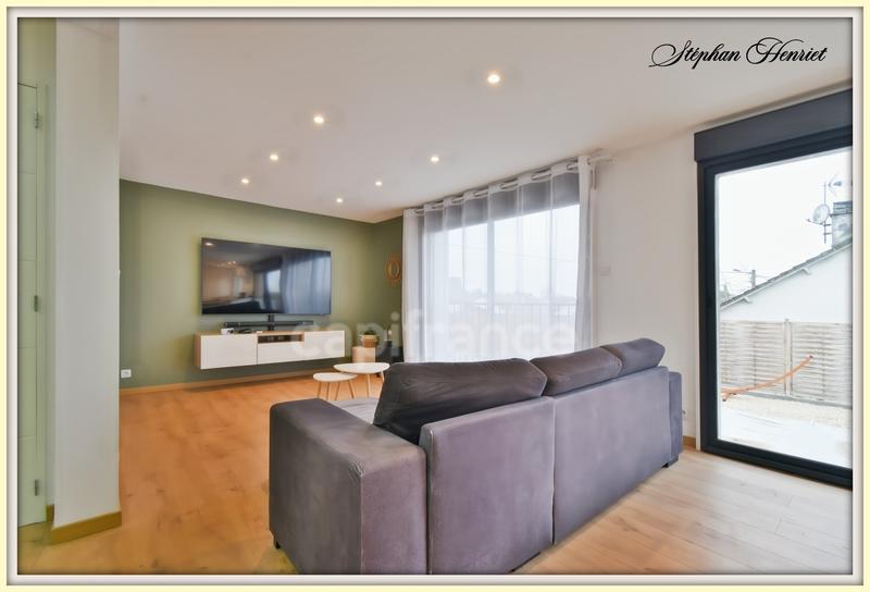 Maison - 156 m² - 8 pièces