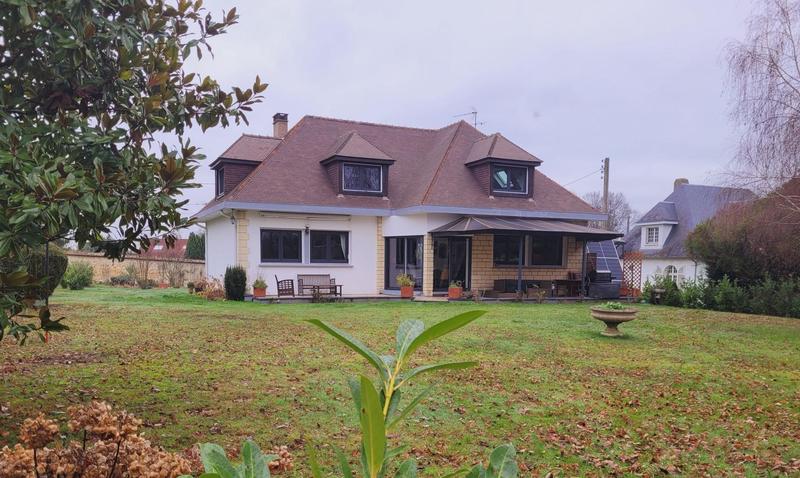 Maison - 180 m² - 8 pièces