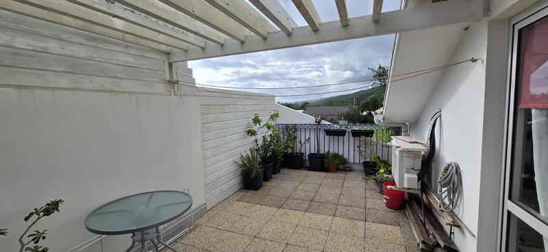 Appartement - 92 m² - 5 pièces