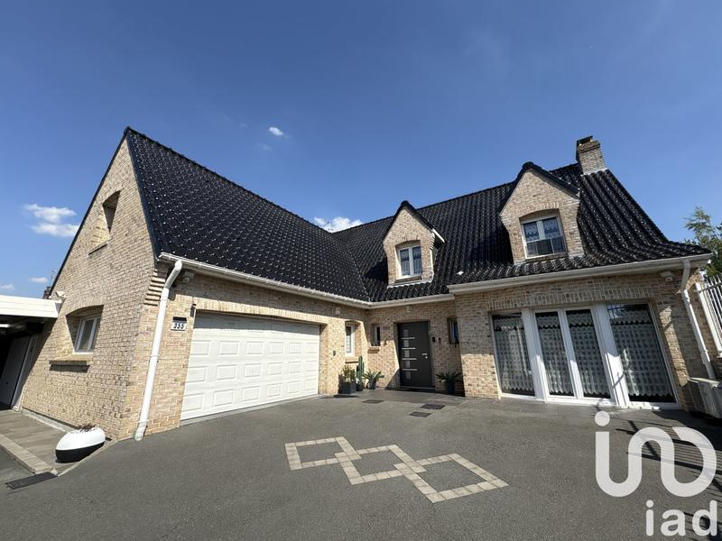 Maison - 217 m² - 8 pièces