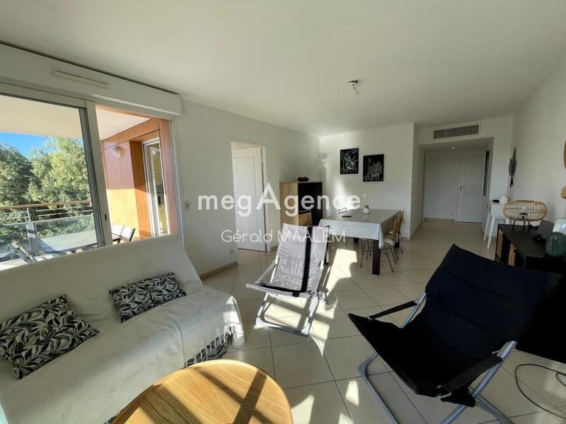 Appartement - 66 m² - 3 pièces