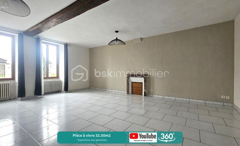 Maison traditionnelle - 226 m² - 7 pièces