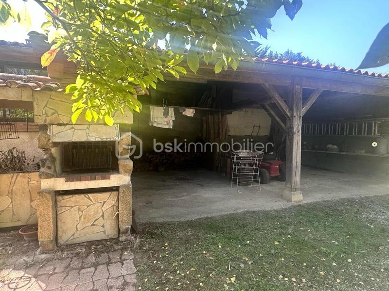 Maison traditionnelle - 148 m² - 9 pièces