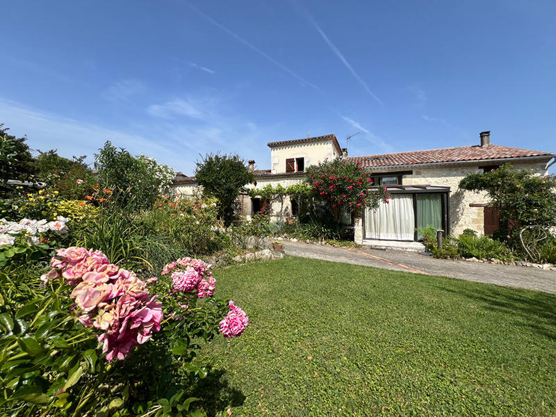 Maison - 160 m² - 7 pièces