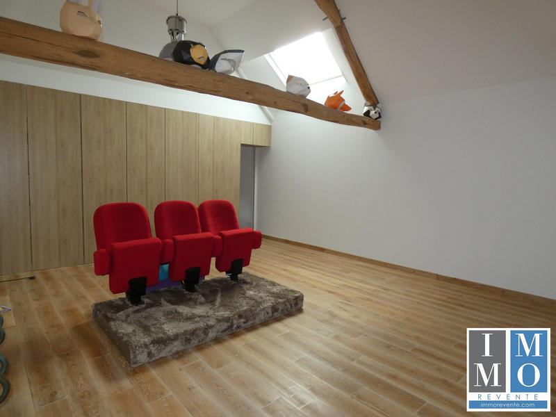 Maison ancienne - 286 m² - 10 pièces