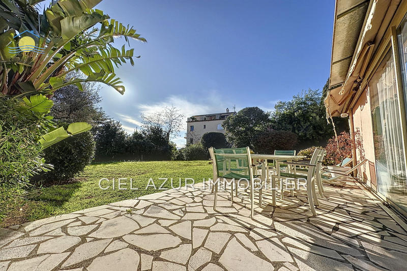 Appartement - 150 m² - 5 pièces