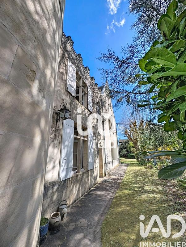 Château - 385 m² - 10 pièces