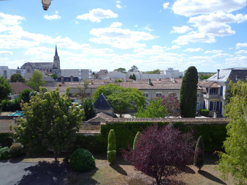 Appartement - 119 m² - 6 pièces