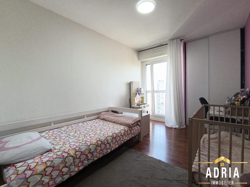 Appartement - 95 m² - 5 pièces
