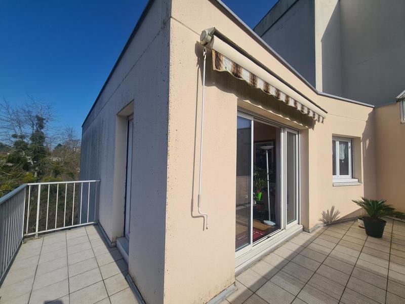 Appartement - 82 m² - 4 pièces