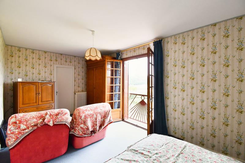 Maison - 185 m² - 6 pièces