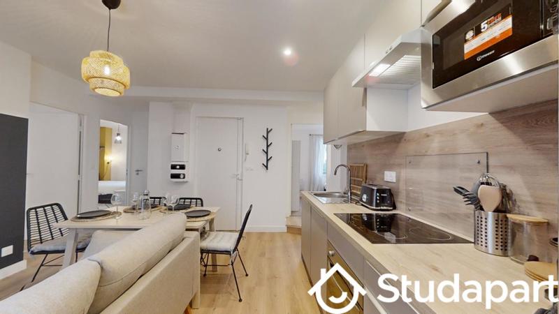 Chambre - 11 m² - 1 pièce