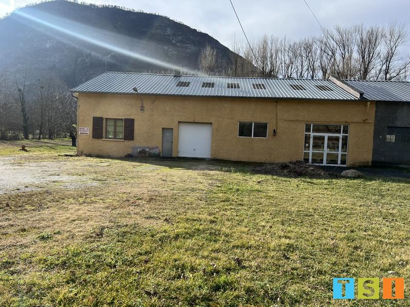 Maison - 228 m² - 5 pièces