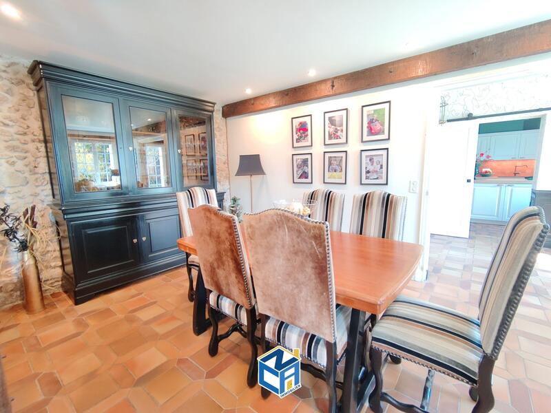 Ferme - 265 m² - 10 pièces