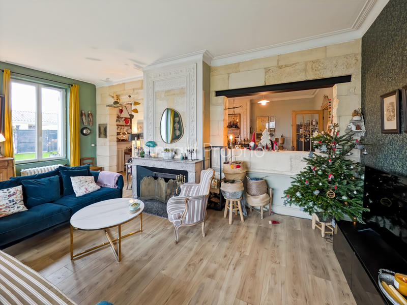 Maison de village - 210 m² - 5 pièces