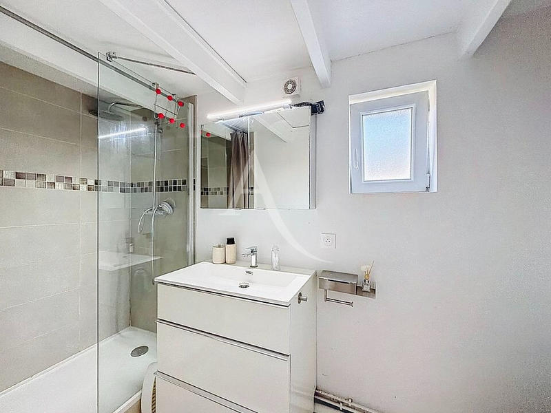 Maison - 107 m² - 6 pièces