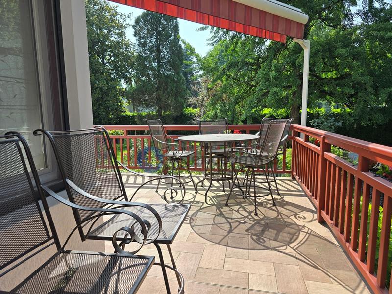 Maison - 207 m² - 6 pièces