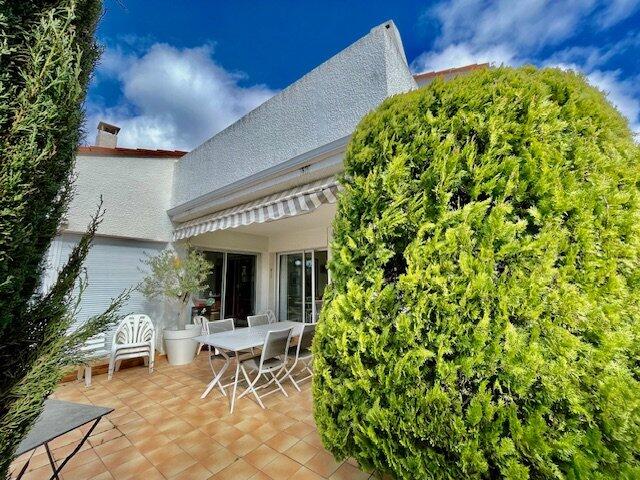 Maison d'architecte - 221 m² - 5 pièces