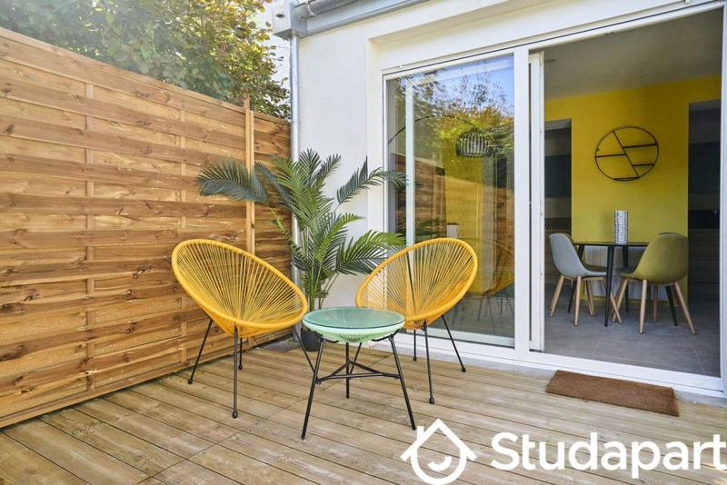 Chambre - 10 m² - 1 pièce