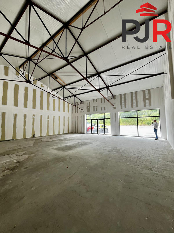 Local commercial - 190 m²