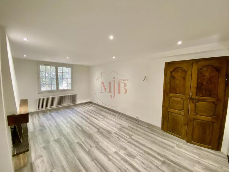 Villa - 150 m² - 6 pièces