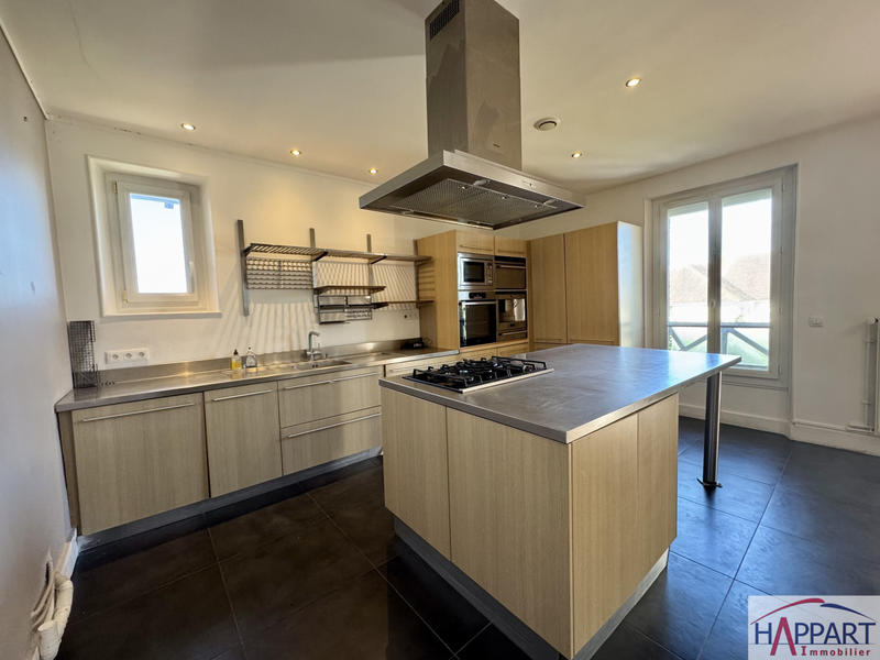 Appartement - 190 m² - 7 pièces