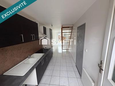 Maison de village - 80 m² - 4 pièces