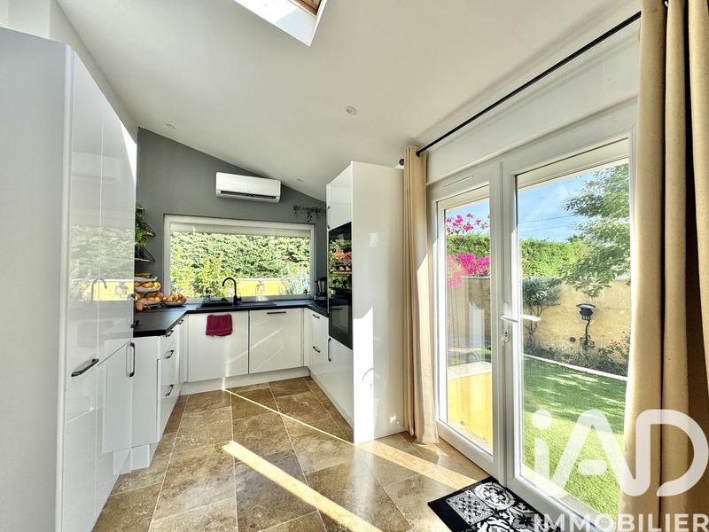 Maison - 102 m² - 4 pièces