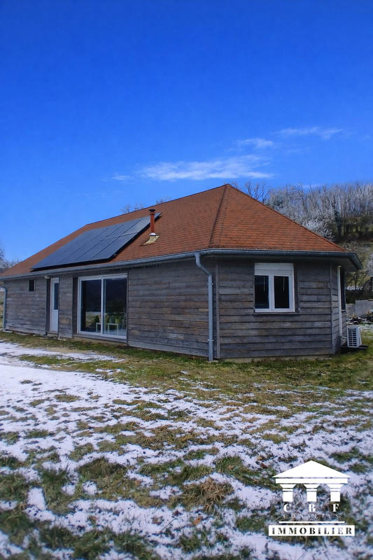 Maison - 93 m² - 5 pièces