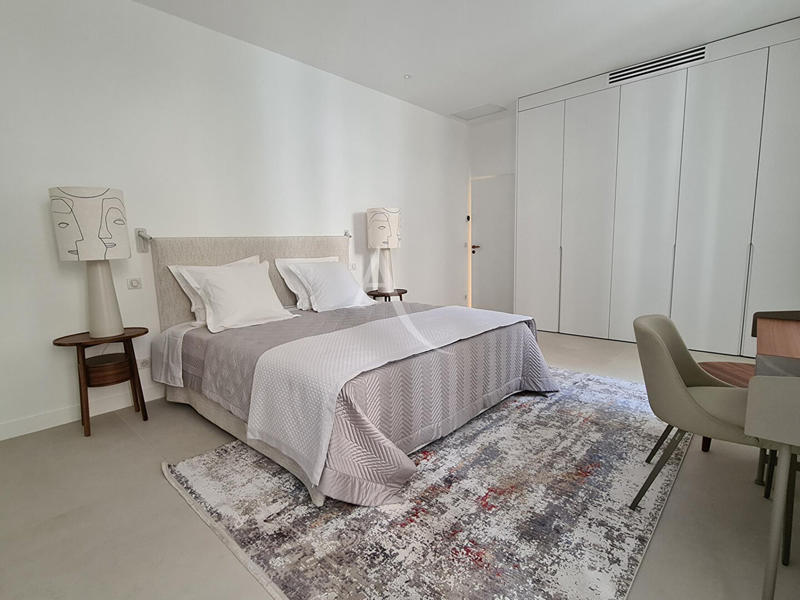 Appartement - 131 m² - 4 pièces