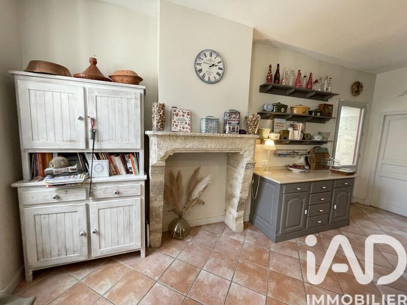 Maison de village - 275 m² - 10 pièces