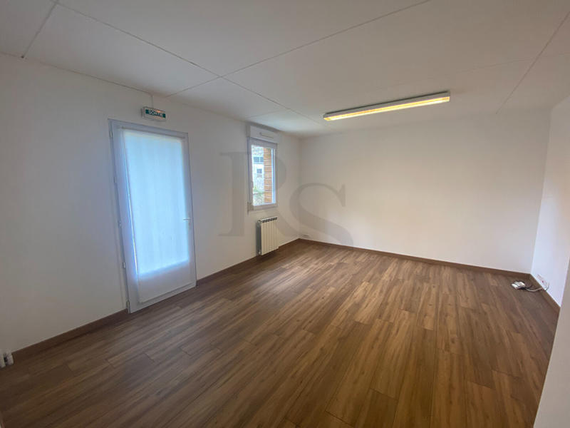 Bureau - 93 m²