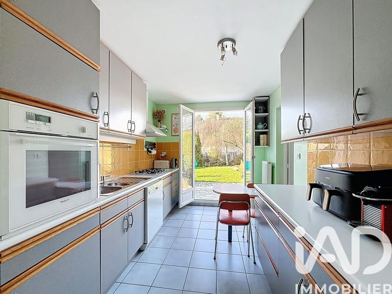 Maison - 121 m² - 6 pièces